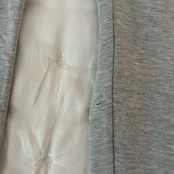 Aerie Offline Grey Jogger Sweatpants - Size XXS fits oversized. Small hole - Picture 2 of 4